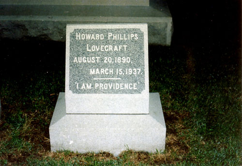 hpl37-lovecraft-new-tombstone1970s